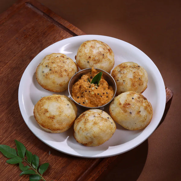 Kaaram Kuzhi Paniyaaram (6 Pcs)